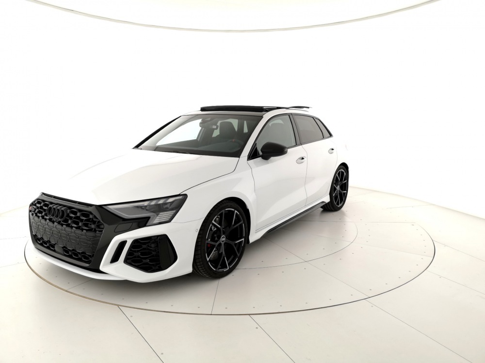 AUTO, MOTO O MICROCAR. SCEGLI QUELLA QUELLA DEI TUOI SOGNI